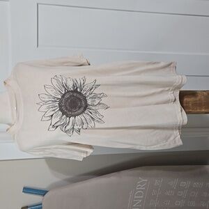 Boutique sunflower tshirt